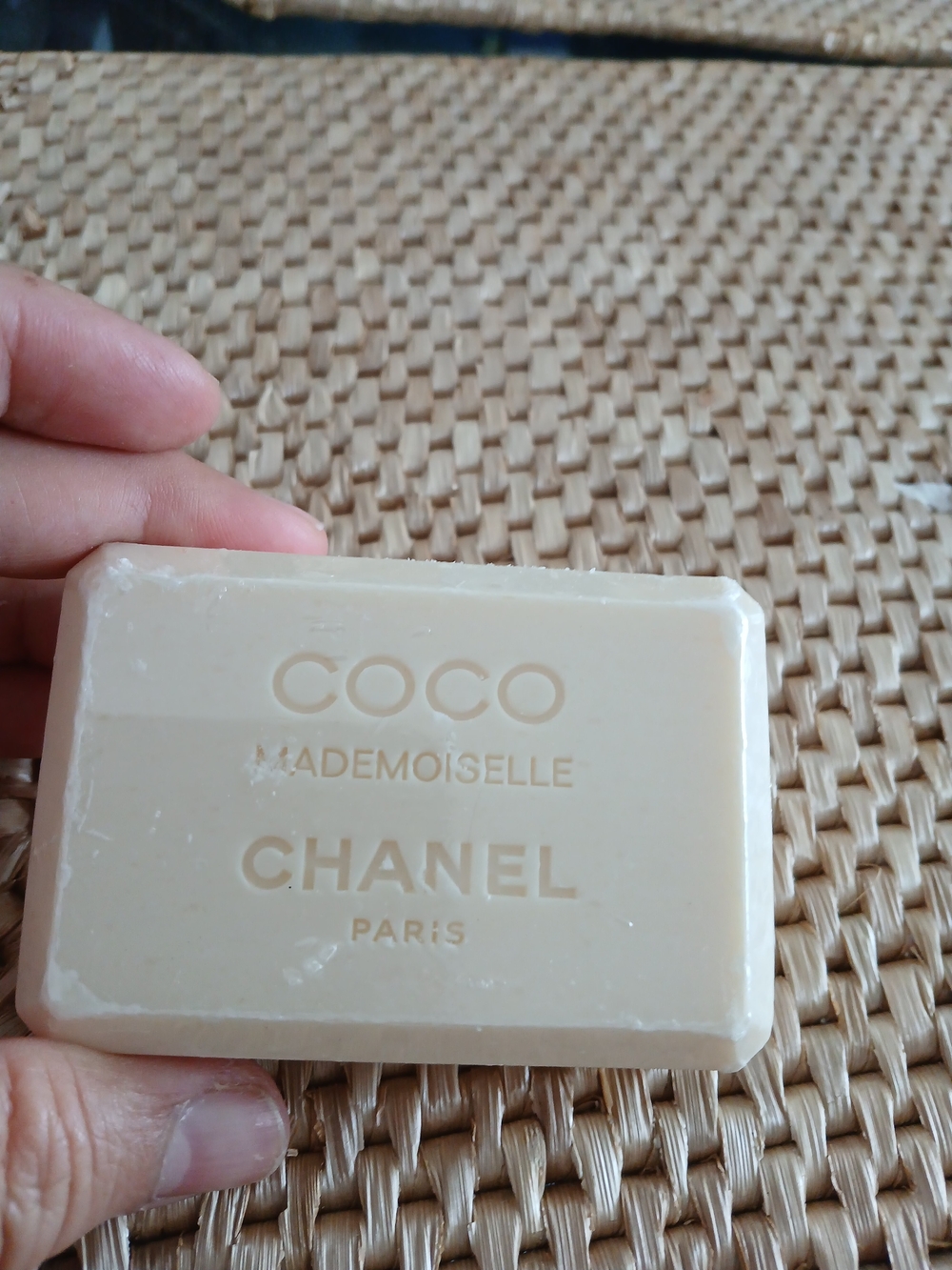 CHANEL Coco Mademoiselle Hand Soap - Cream Beige